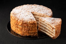 Carrot_Layer_Cake